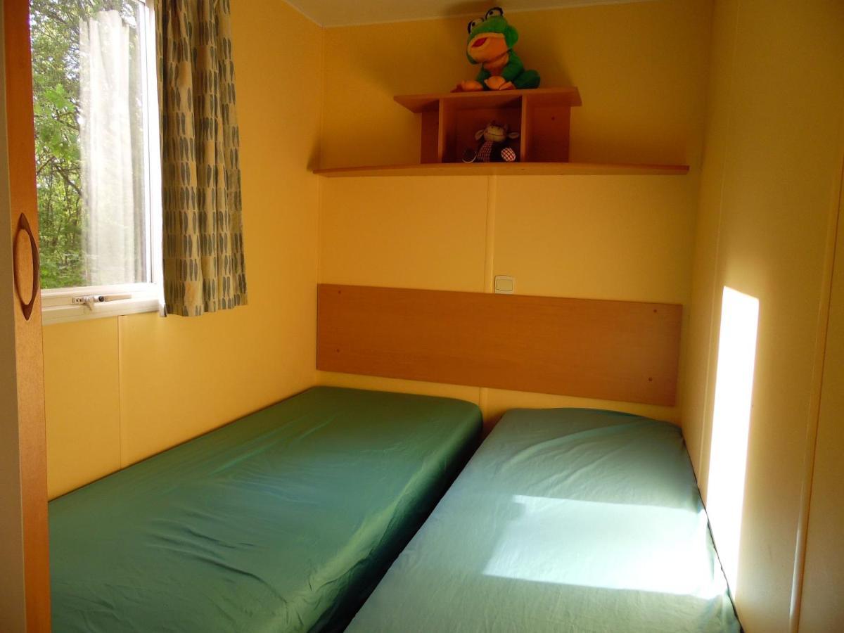 Camping Les Paillotes Payrac Экстерьер фото